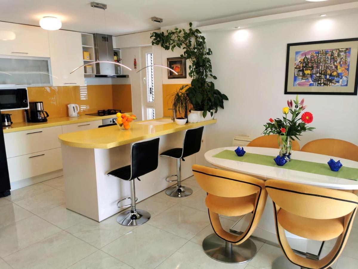 Kate's Place Apartment